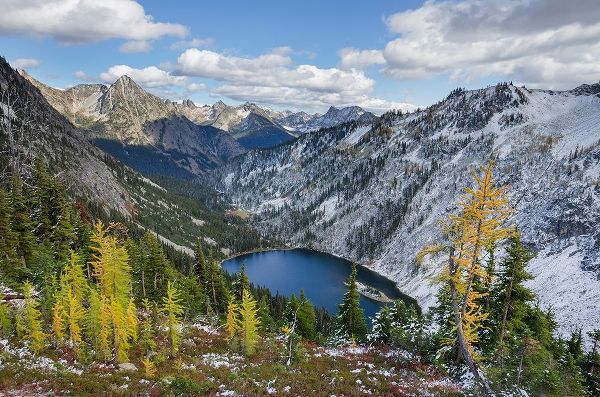Lake Ann and golden larches after autumn snowfall North Cascades-Washington State
